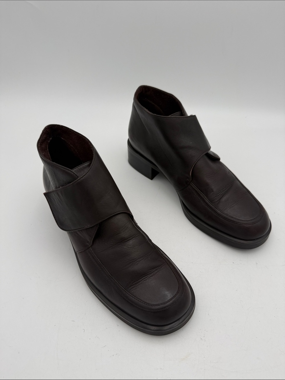 Vintage Etienne Aigner Dark Brown Leather Chukka Boots women 8.5M Y2K retro goth